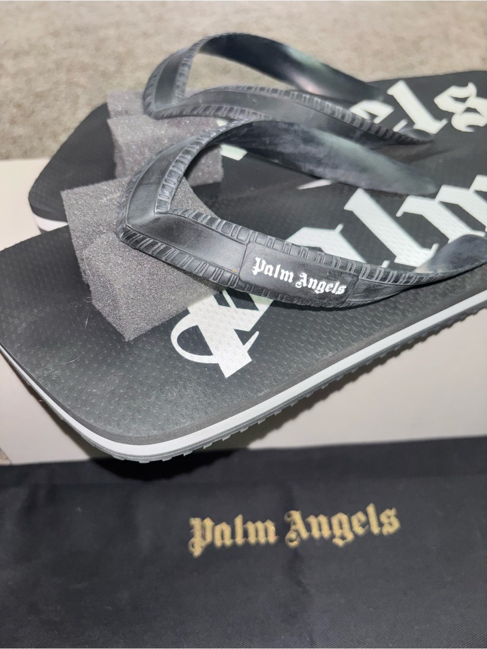 Palm Angels Black and White Logo Flip Flops - Picture 3 of 11